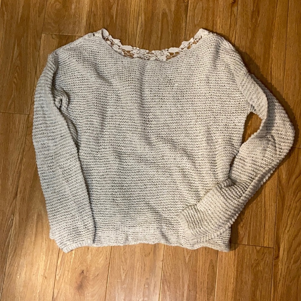 Hollister sweater